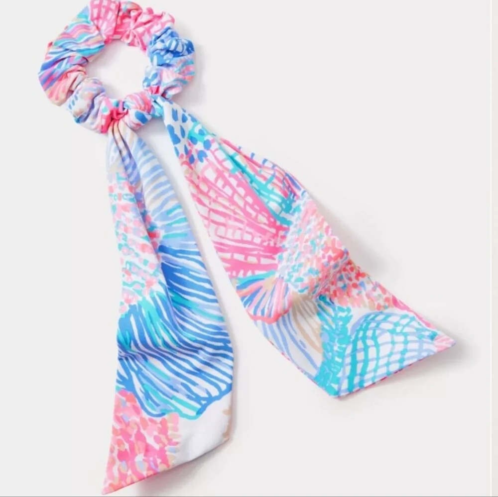 Lilly Pulitzer Scrunchie Roar of the Seas NWT